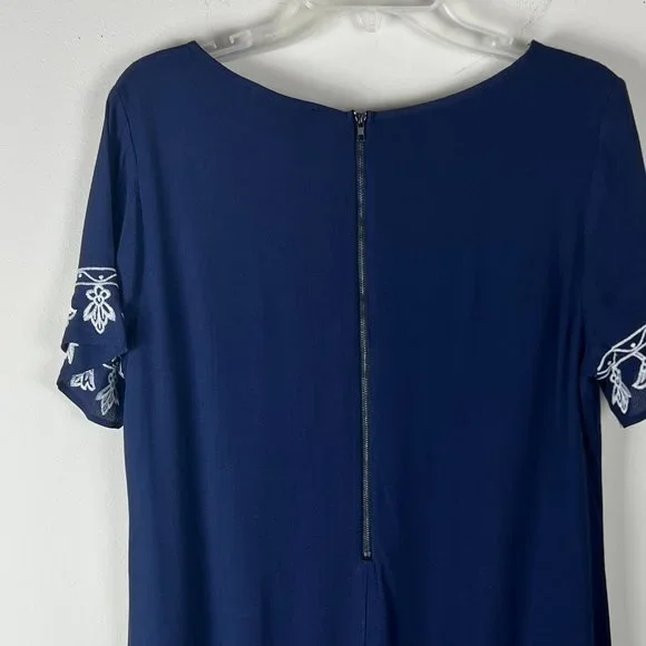 2/$30 Nwt Lulu's Embroidered Navy mini shift dress Large - Picture 8 of 9